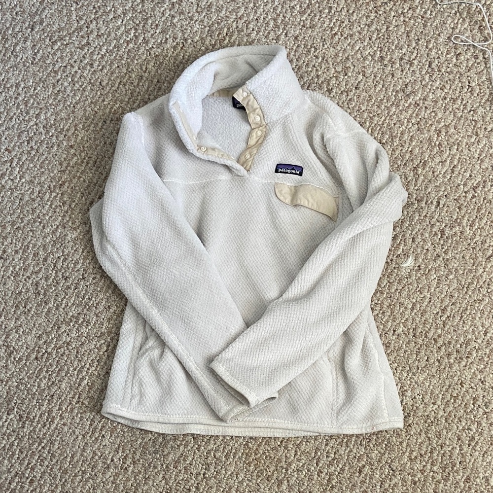 Patagonia Cream Fleece Pullover
